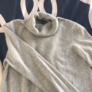 Vince cashmere turtleneck